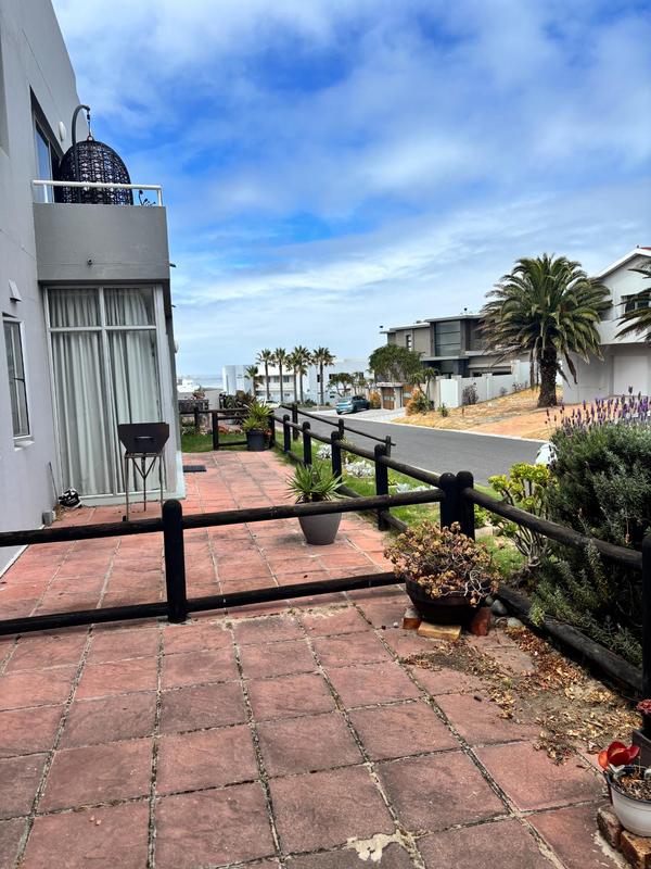 To Let 1 Bedroom Property for Rent in Van Riebeeckstrand Western Cape